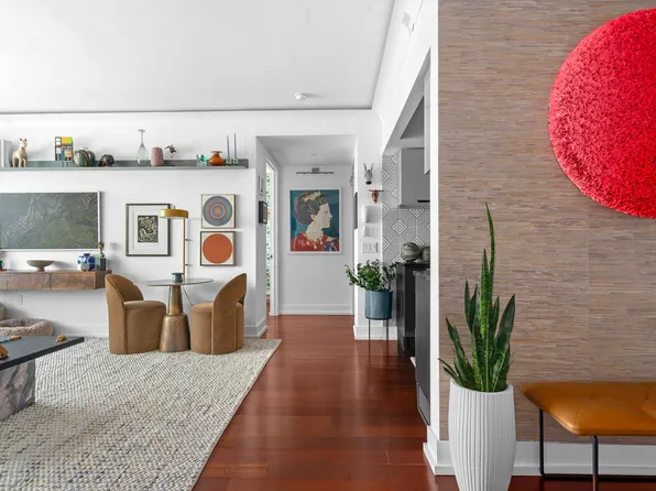 350 West 42nd Street 57C image 2 of 15