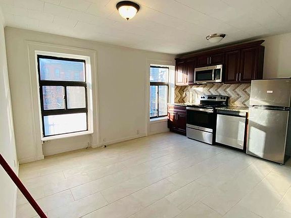 3rd image of 142 1st Ave #5