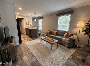 18 Avenue B, Hazlet, NJ 07734