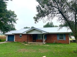 905 Powell St, Smith Mills, KY 42457