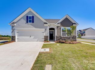 1121 Secrest Commons Dr, Monroe, NC 28112