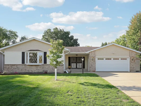 10632 Daisy Cir, Bloomington, MN 55438