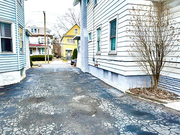 4th image of 4 Federal Street