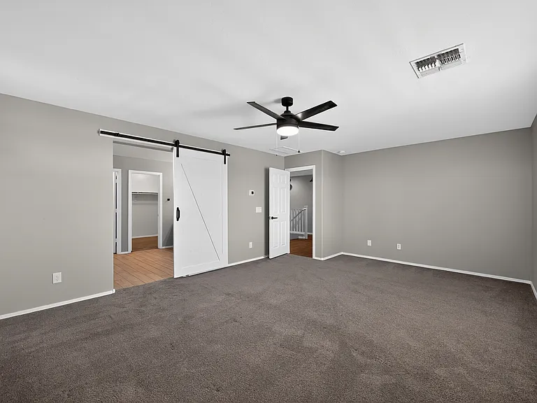 18040 W Louise Dr — Photo 13