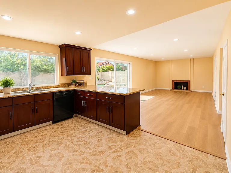 15517 Wilder Ave — Photo 5