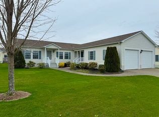 20 Stone Meadow Dr, Bridgewater, MA 02324