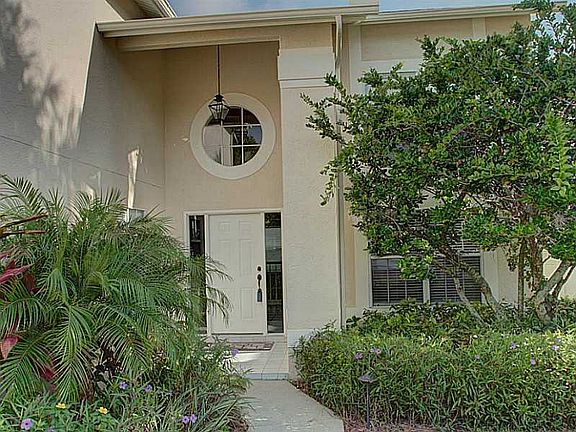 5th image of 1400 Country Trails Dr