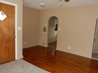 1214 NE Arter Ave, Topeka, KS 66616