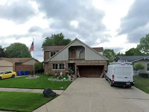 25592 Cloie Dr, Warren, MI 48089