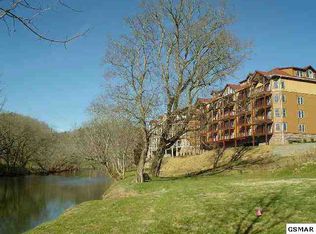 527 River Place Way #U414, Sevierville, TN 37862