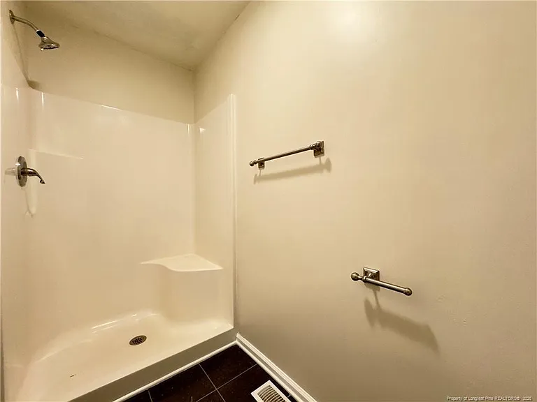 257 Lakeside Ln — Photo 19