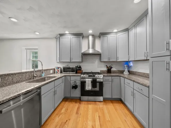 55 Cherry St #1, Chelsea, MA 02150