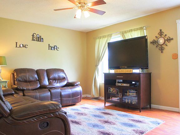 4th image of 6008 Candler Ln