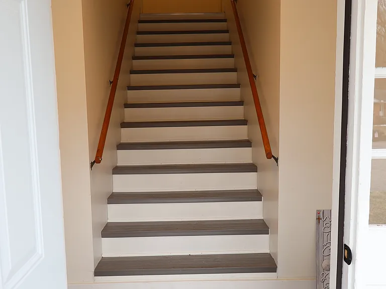 205 Long St — Photo 4
