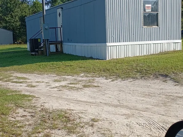 625 Allen St #12, Swainsboro, GA 30401