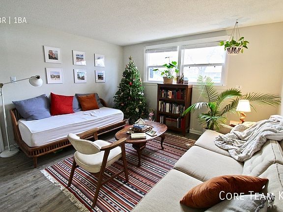 2nd image of 2941 Eaton St #3041