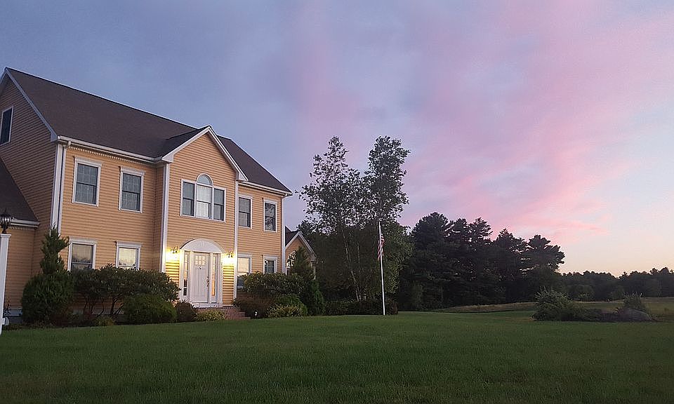 1st image of 27 Johnson Dr