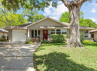 1110 Stonecrest Dr, Houston, TX 77018