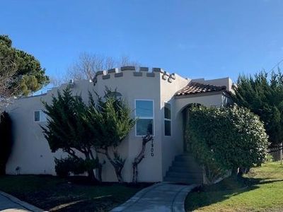 7800 Arthur St, Oakland, CA, 94605