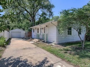 2411 S 8th St, Lincoln, NE 68502