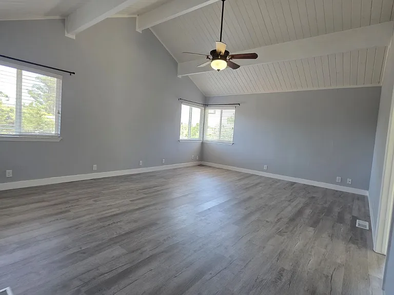 780 W Cotati Ave — Photo 30