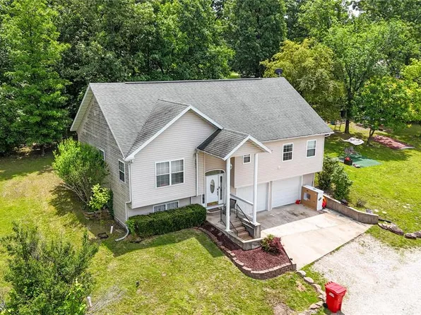 16910 Lawrence Ln, Saint Robert, MO 65583