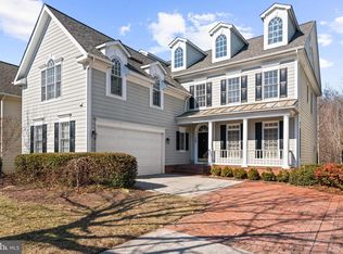 509 Oak Knoll Ter, Rockville, MD