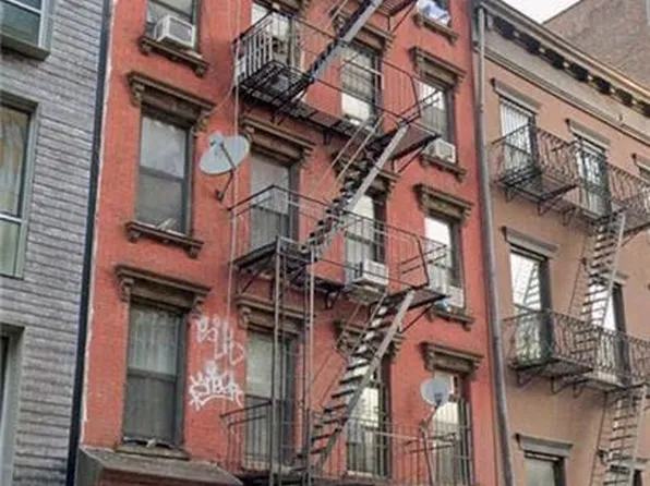 195 Henry St, New York, NY 10002