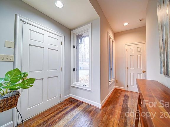 2nd image of 8912 Lynn Parker Ln