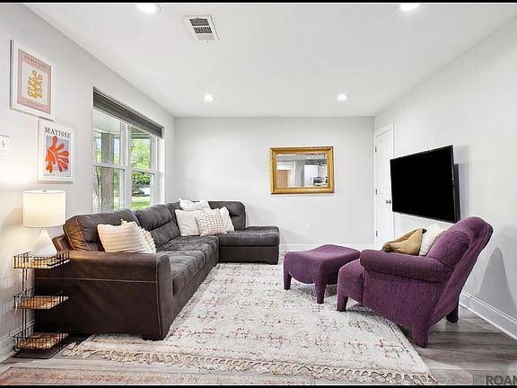 5th image of 4251 Cypress St