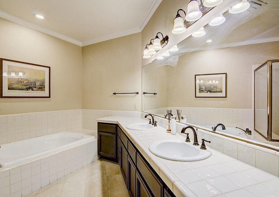 spacious and elegant bath