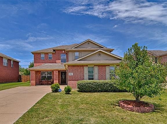 2nd image of 2104 Fort Bend Dr