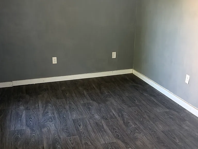311 Glamis Ave #I — Photo 14