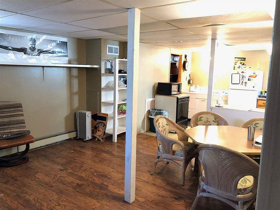 2nd image of 1006 E Harney St #1/2
