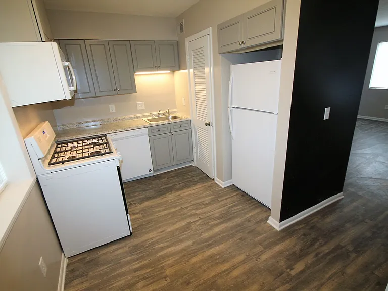 2320 N. 4th Street — Photo 35