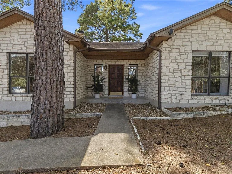 116 Lei Ct — Photo 2