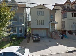 880 S 16th St, Newark, NJ 07108