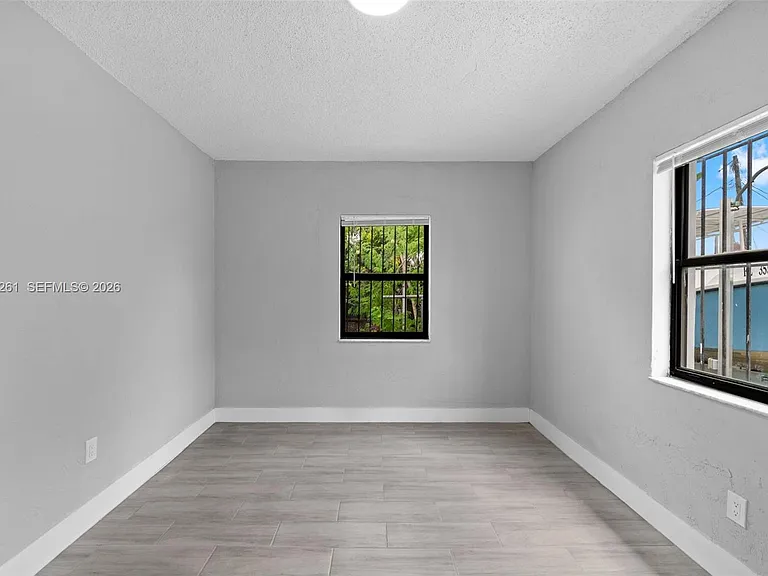 1227 NW 27th St — Photo 19