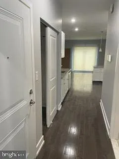 1529 W Stiles St #A — Photo 6