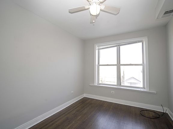 4th image of 3572 W Cortland St #O1