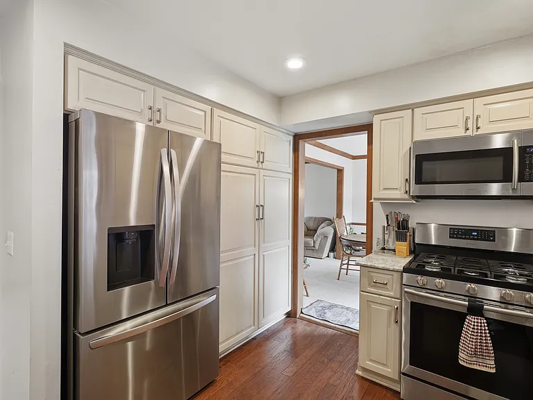 41605 Waterfall Rd — Photo 13