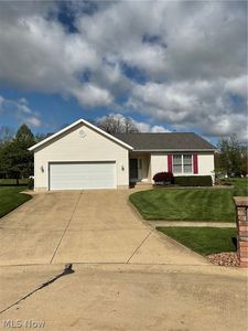 136 Forest View Ct, Creston, OH, 44217