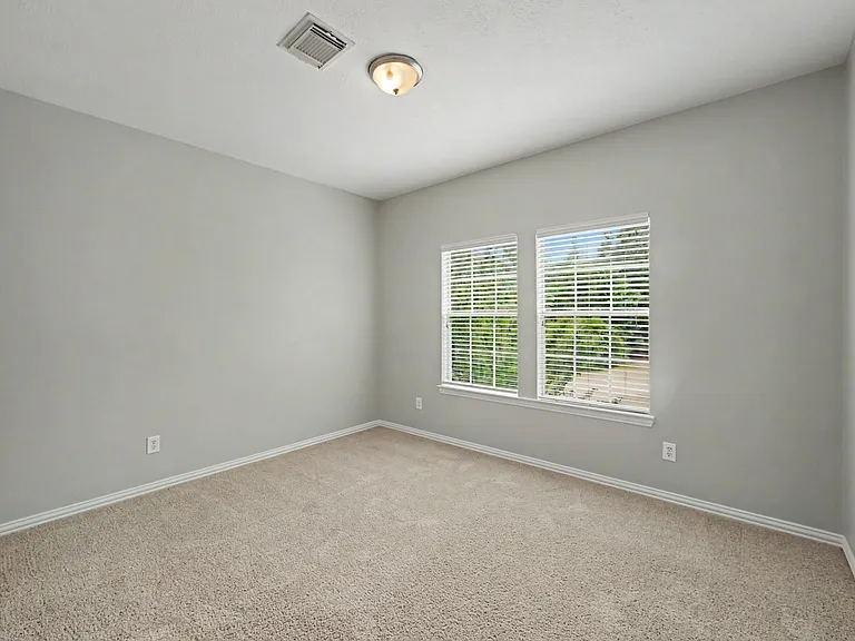 79 Chipwyck Way — Photo 12