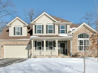 1592 Palisades Ln, Hoffman Estates, IL 60192