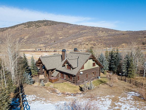 2nd image of 2595 Aspen Springs Dr