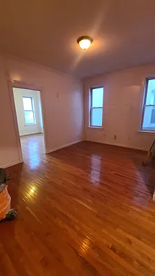 Rented by Aidonis Realty | media 4