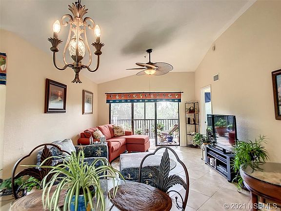 5th image of 402 Bouchelle Dr APT 201