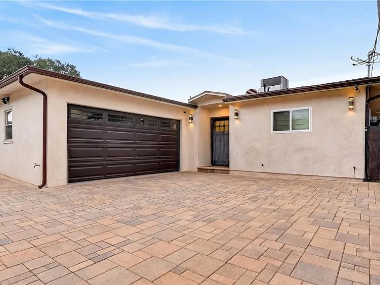 10855 Oro Vista Ave — Photo 25