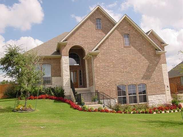 1st image of 440 Aspen Dr