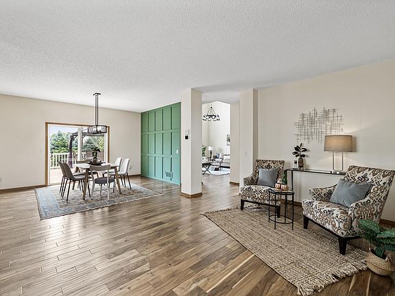 3rd image of 8529 Savanna Oaks Ln